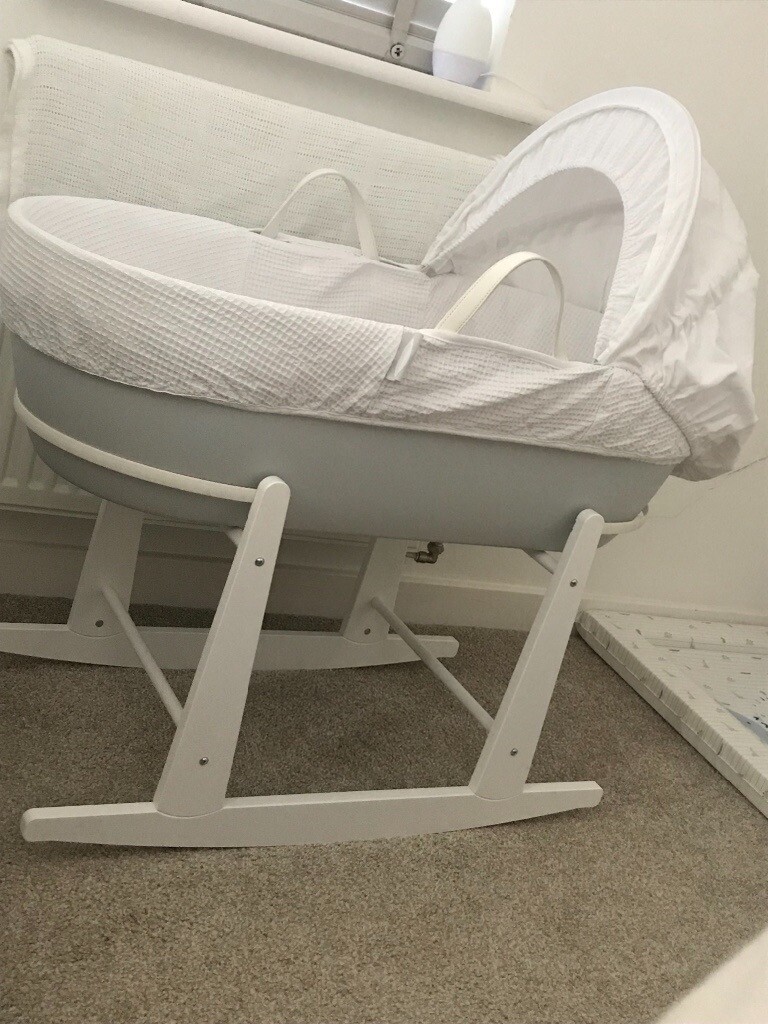 shnuggle moses basket mothercare